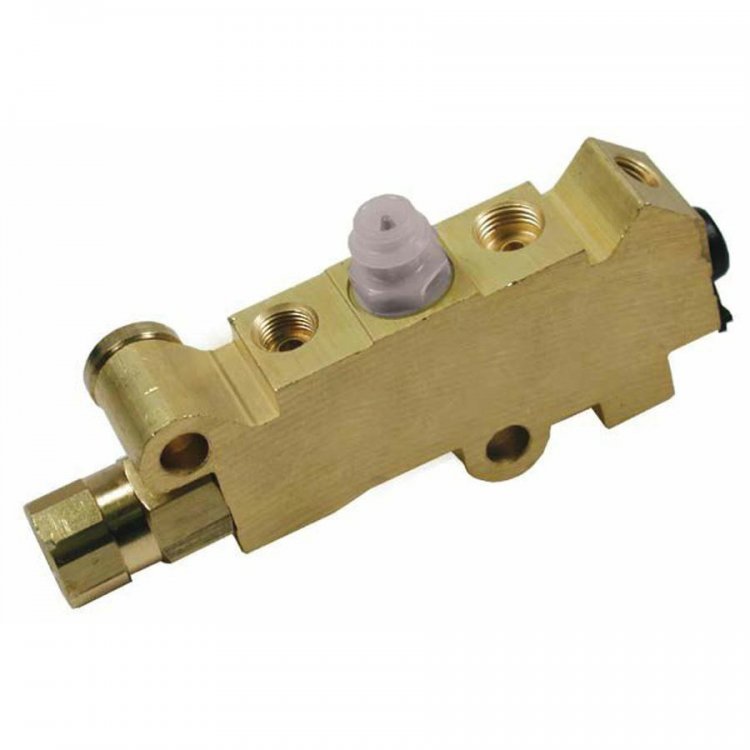 Proportioning valve Universal Brass disc/drum  fitting kit 